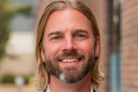 Michael Van Beek headshot.