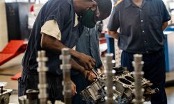 Inmates in an automotive technology class