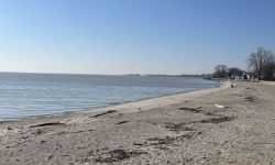 luna pier beach